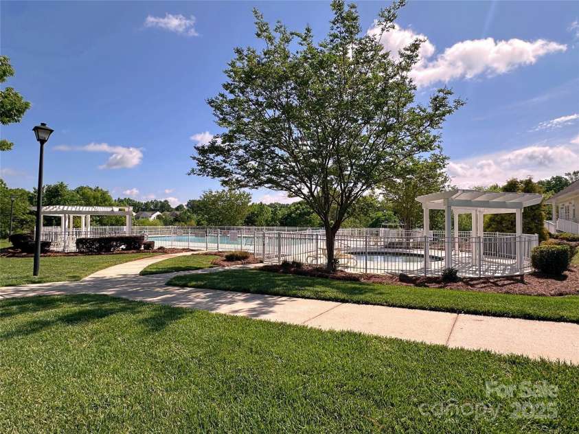9814 Fernspray Road, Charlotte, NC 28215.  MLS# CAR4254340, YatesRealty ID 29114. Neighborhood Pool within walking distance!