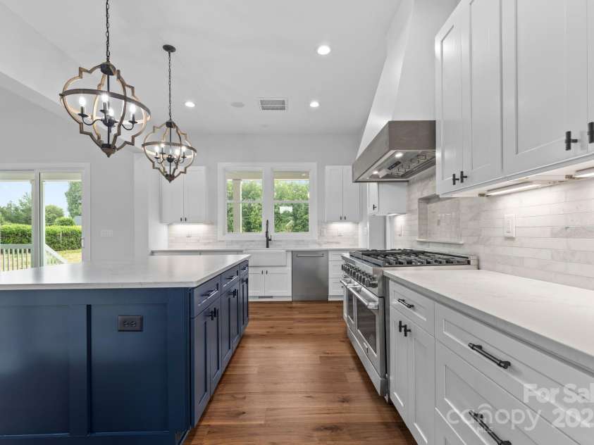 113 Peacehaven Place, Statesville, NC 28625.  MLS# CAR4280246, YatesRealty ID 29117. 