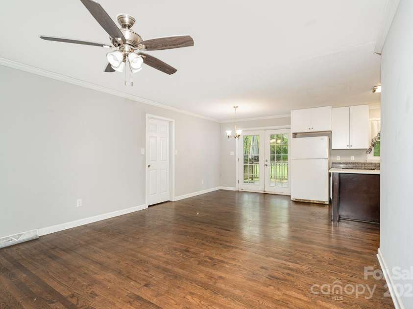 205 Cleveland Avenue, Bessemer City, NC 28016.  MLS# CAR4263560, YatesRealty ID 29118. 