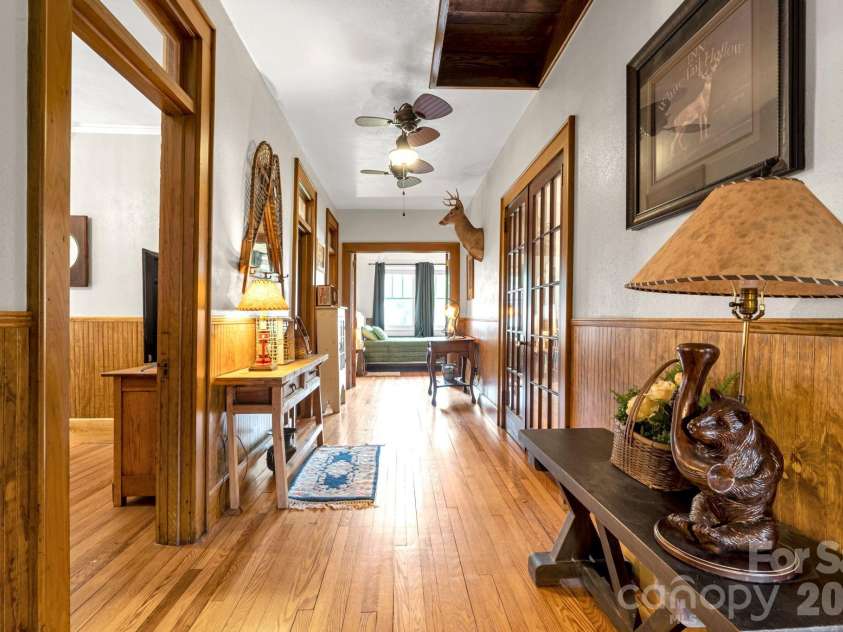 2355 Soco Road, Maggie Valley, NC 28751.  MLS# CAR4376421, YatesRealty ID 29119. 