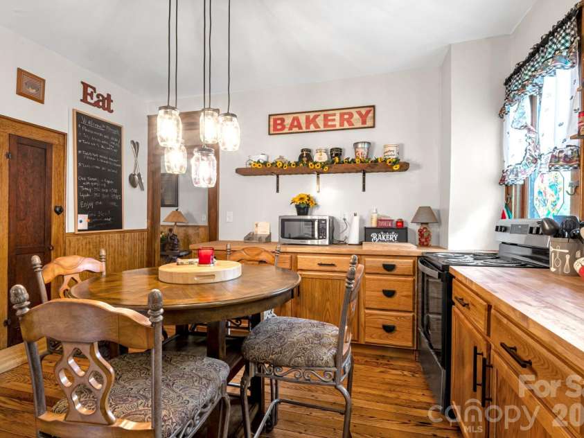 2355 Soco Road, Maggie Valley, NC 28751.  MLS# CAR4376421, YatesRealty ID 29119. 
