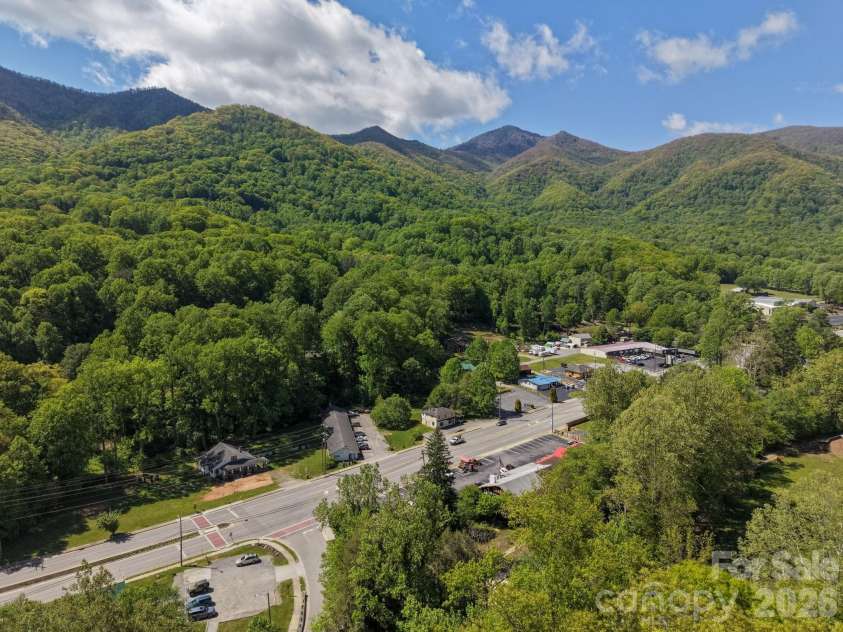 2355 Soco Road, Maggie Valley, NC 28751.  MLS# CAR4376421, YatesRealty ID 29119. 