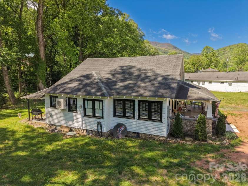 2355 Soco Road, Maggie Valley, NC 28751.  MLS# CAR4376421, YatesRealty ID 29119. 
