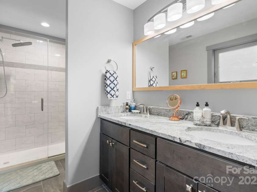 37 Bryant Street, Asheville, NC 28806.  MLS# CAR4275070, YatesRealty ID 29119. Primary Bathroom with Dual Vanity