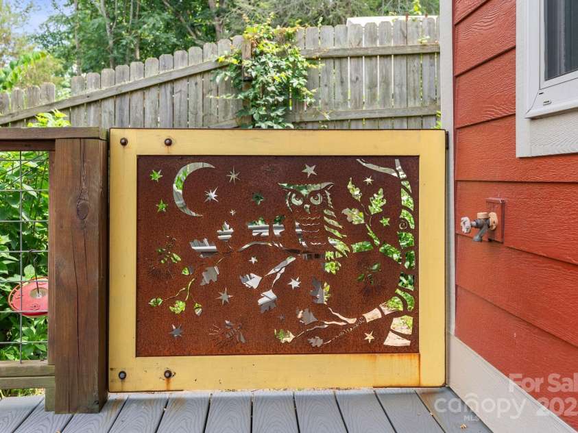 37 Bryant Street, Asheville, NC 28806.  MLS# CAR4332306, YatesRealty ID 29119. Custom Artisan Gate