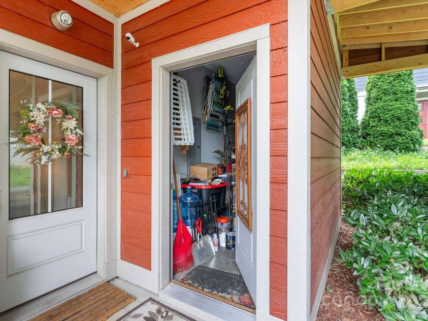 37 Bryant Street, Asheville, NC 28806.  MLS# CAR4332306, YatesRealty ID 29119. Storage Room 