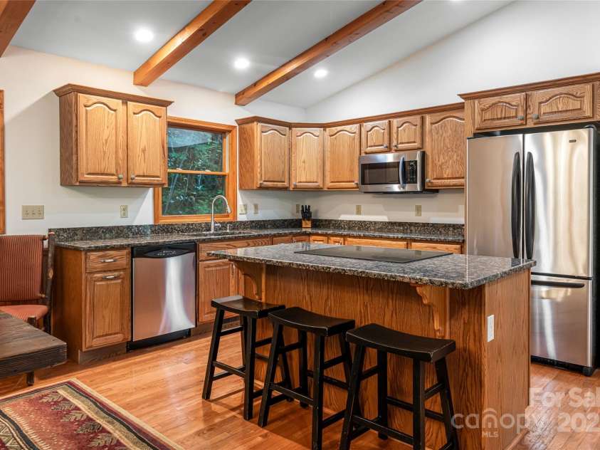 380 Allison Drive, Maggie Valley, NC 28751.  MLS# CAR4273769, YatesRealty ID 29120. 