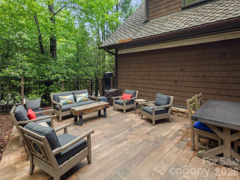 86 Powder Creek Trail, Arden, NC 28704.  MLS# CAR4380823, YatesRealty ID 29120. 