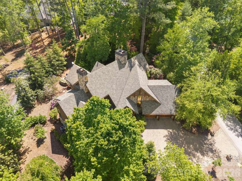 86 Powder Creek Trail, Arden, NC 28704.  MLS# CAR4380823, YatesRealty ID 29120. 