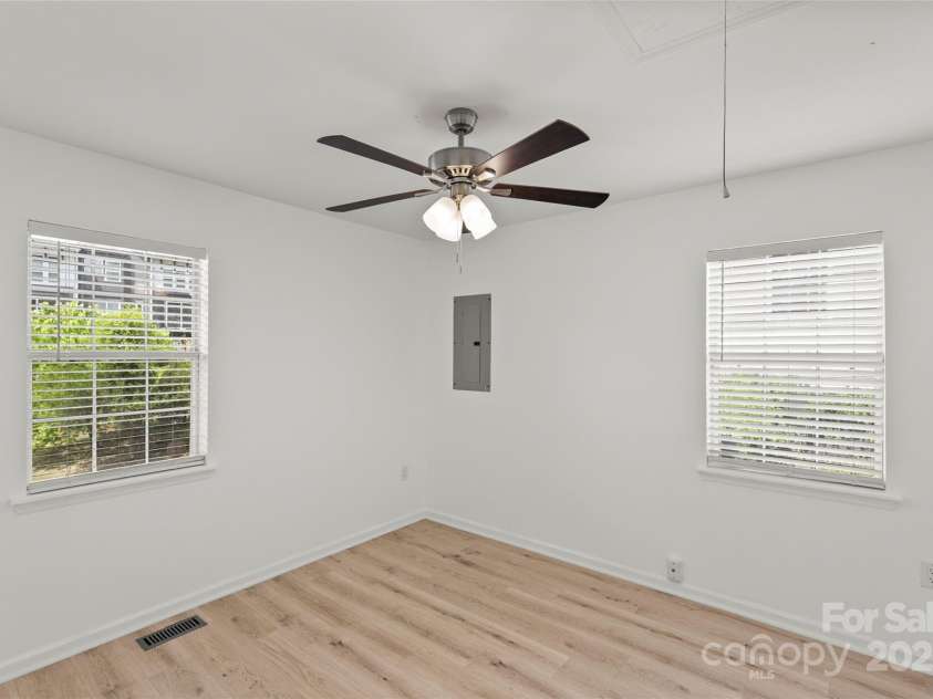314 Auten Street, Charlotte, NC 28208.  MLS# CAR4277842, YatesRealty ID 29121. 