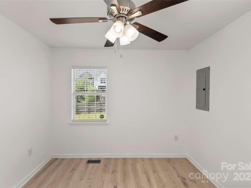 314 Auten Street, Charlotte, NC 28208.  MLS# CAR4277842, YatesRealty ID 29121. 