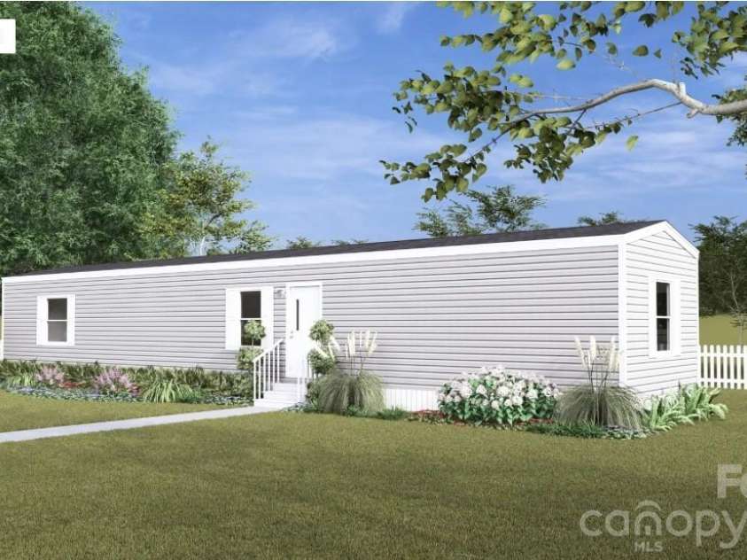 328 Southern Way, Nebo, NC 28761.  MLS# CAR4391070, YatesRealty ID 29121. 