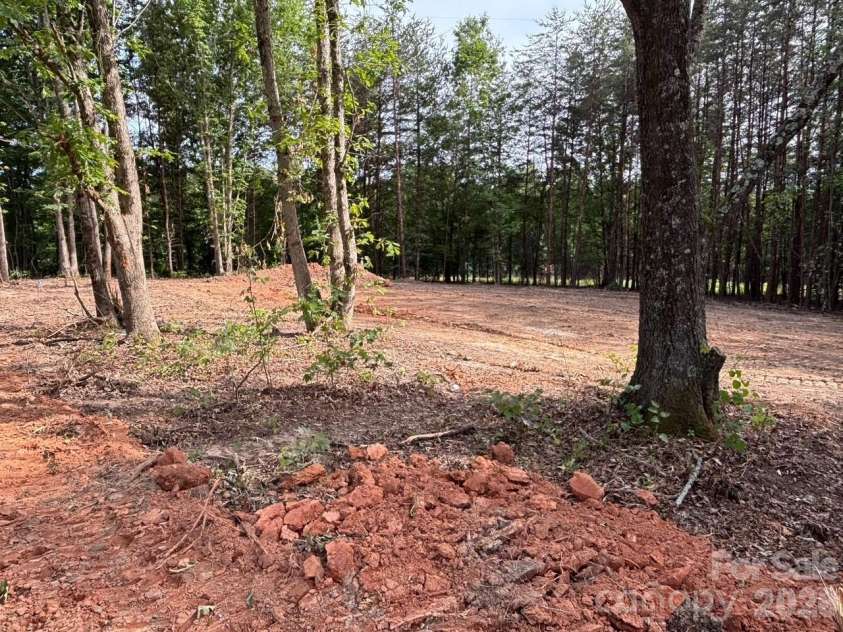 328 Southern Way, Nebo, NC 28761.  MLS# CAR4391070, YatesRealty ID 29121. 