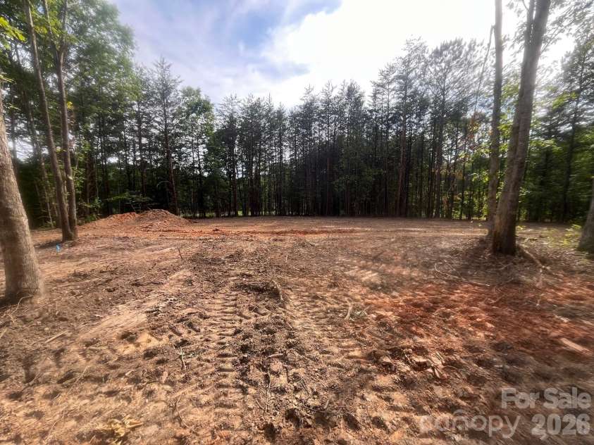 328 Southern Way, Nebo, NC 28761.  MLS# CAR4391070, YatesRealty ID 29121. 