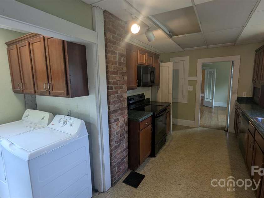 43 & 53 Cherry Street, Waynesville, NC 28786.  MLS# CAR4287122, YatesRealty ID 29122. 43