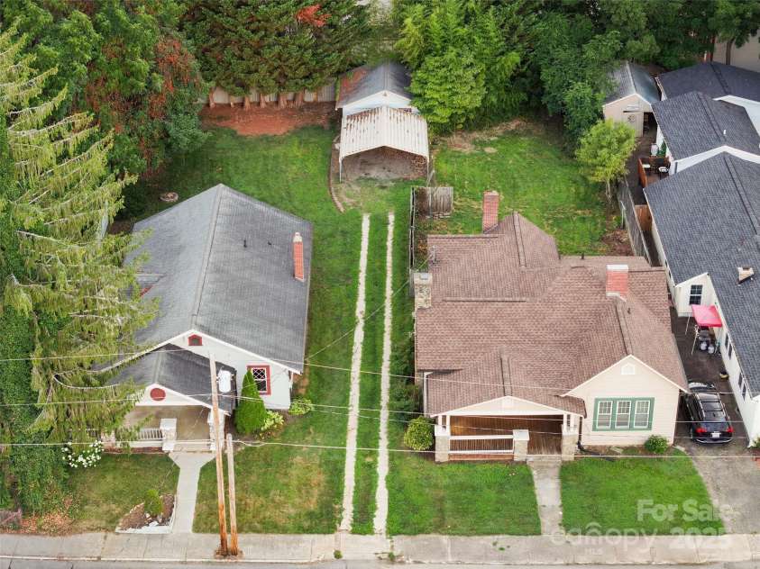43 & 53 Cherry Street, Waynesville, NC 28786.  MLS# CAR4287122, YatesRealty ID 29122. 43 and 53 Cherry Street