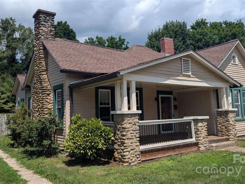 43 & 53 Cherry Street, Waynesville, NC 28786.  MLS# CAR4287122, YatesRealty ID 29122. 53