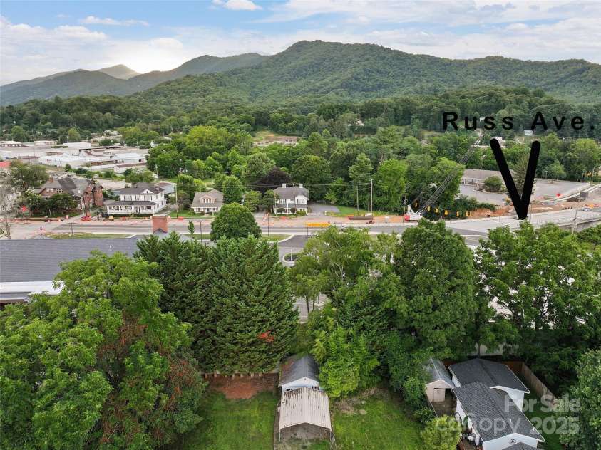 43 & 53 Cherry Street, Waynesville, NC 28786.  MLS# CAR4287122, YatesRealty ID 29122. 