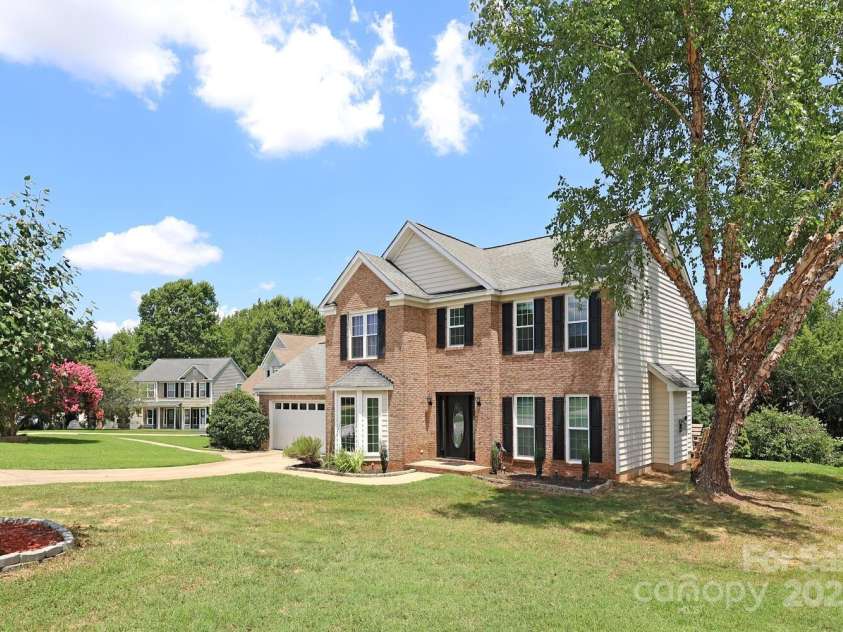2916 Dairywood Lane, Monroe, NC 28110.  MLS# CAR4278307, YatesRealty ID 29123. 