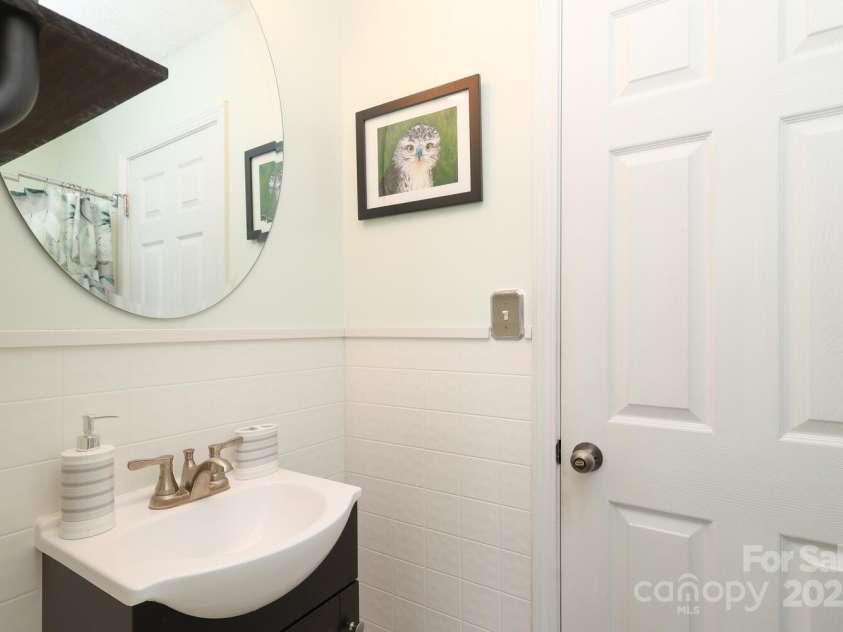 2916 Dairywood Lane, Monroe, NC 28110.  MLS# CAR4278307, YatesRealty ID 29123. 