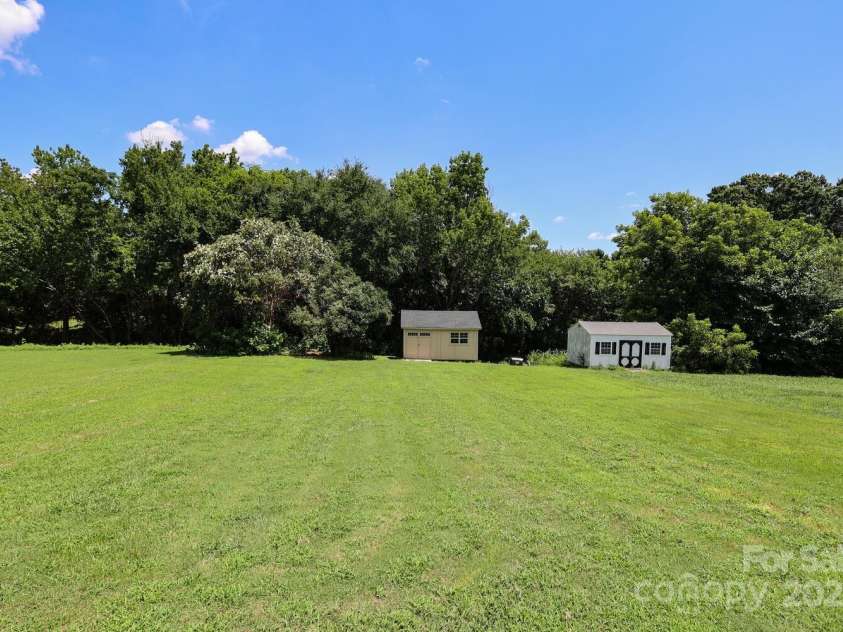 2916 Dairywood Lane, Monroe, NC 28110.  MLS# CAR4278307, YatesRealty ID 29123. 