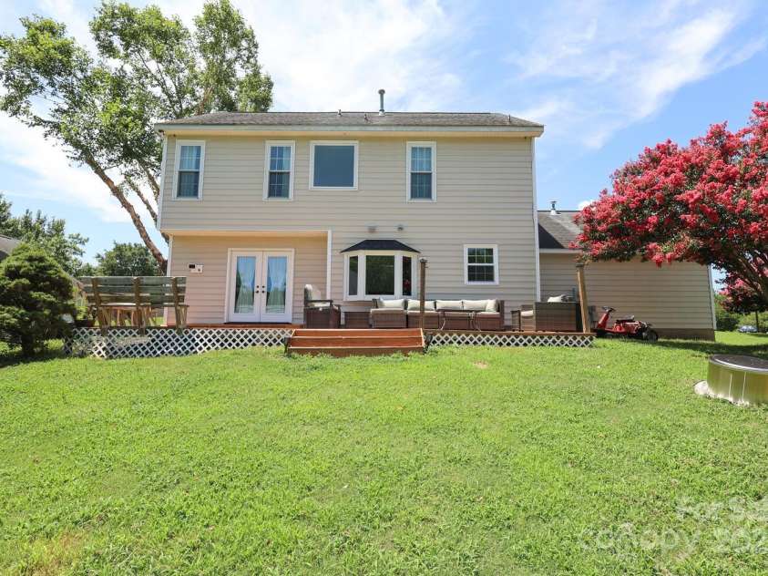 2916 Dairywood Lane, Monroe, NC 28110.  MLS# CAR4278307, YatesRealty ID 29123. 