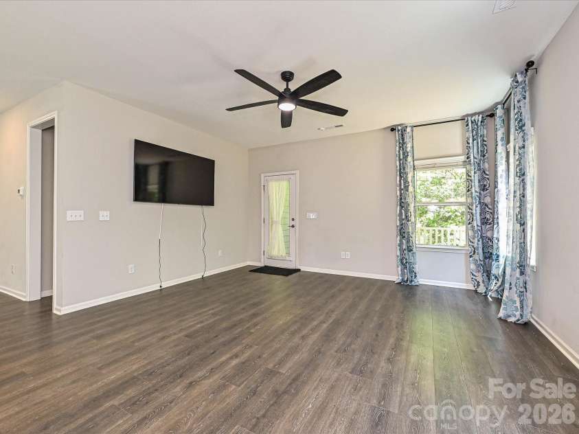 25622 Seagull Drive, Lancaster, SC 29720.  MLS# CAR4375643, YatesRealty ID 29124. 