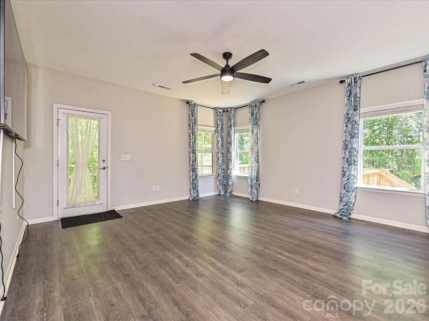 25622 Seagull Drive, Lancaster, SC 29720.  MLS# CAR4375643, YatesRealty ID 29124. 