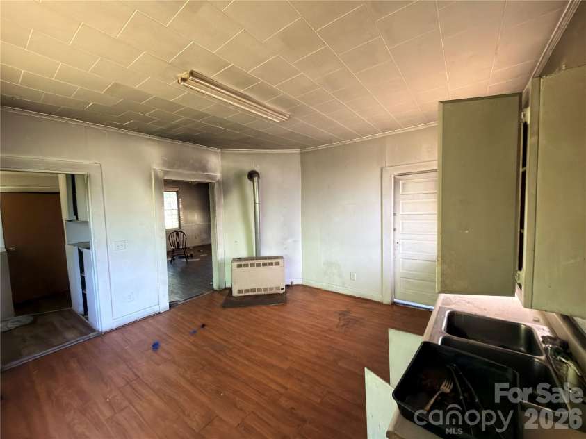 18 Dogwood Street, Wadesboro, NC 28170.  MLS# CAR4389377, YatesRealty ID 29126. 