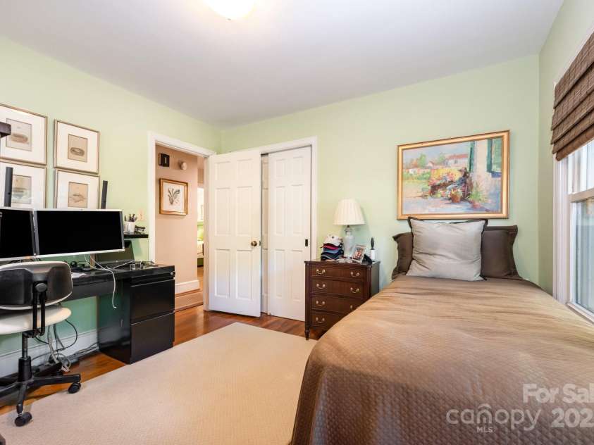 3125 Loma Lane, Charlotte, NC 28205.  MLS# CAR4286992, YatesRealty ID 29126. Bedroom 3
