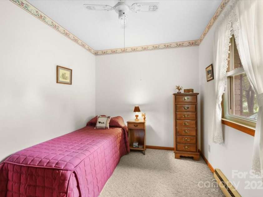 111 Cannon Drive, Hendersonville, NC 28792.  MLS# CAR4278342, YatesRealty ID 29128. Secondary Bedroom (1)