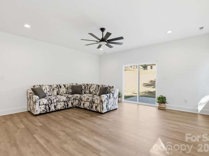 325 Chapel Street, Landis, NC 28088.  MLS# CAR4415900, YatesRealty ID 29128. 