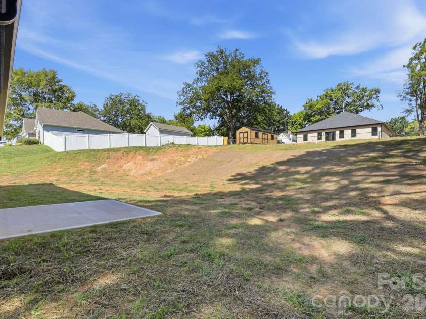 325 Chapel Street, Landis, NC 28088.  MLS# CAR4415900, YatesRealty ID 29128. 