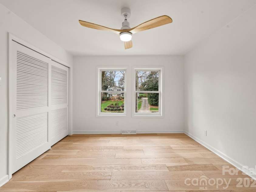 823 Wingrave Drive, Charlotte, NC 28270.  MLS# CAR4351903, YatesRealty ID 29129. 