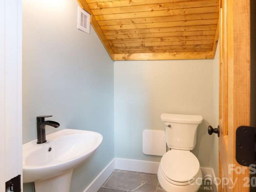 175 Trinity Drive, Sylva, NC 28779.  MLS# CAR4344630, YatesRealty ID 2913. 
