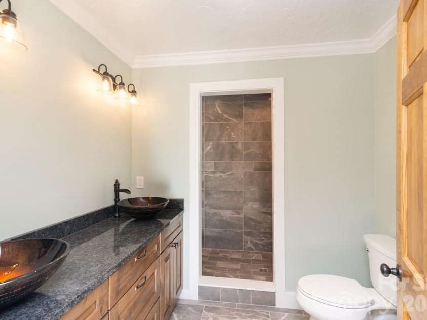 175 Trinity Drive, Sylva, NC 28779.  MLS# CAR4344630, YatesRealty ID 2913. 