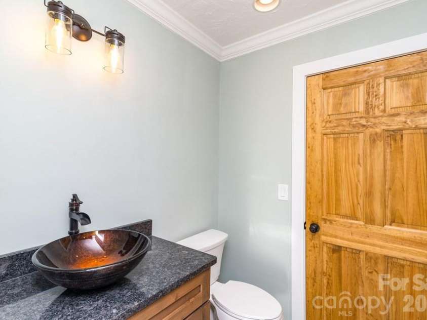 175 Trinity Drive, Sylva, NC 28779.  MLS# CAR4344630, YatesRealty ID 2913. 