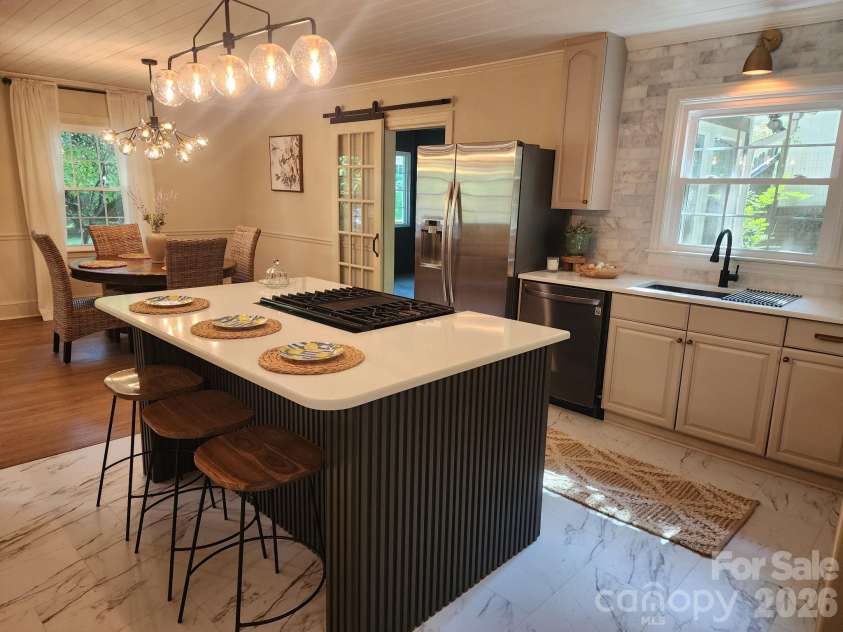 616 Oakwood Avenue, Albemarle, NC 28001.  MLS# CAR4387743, YatesRealty ID 29130. 