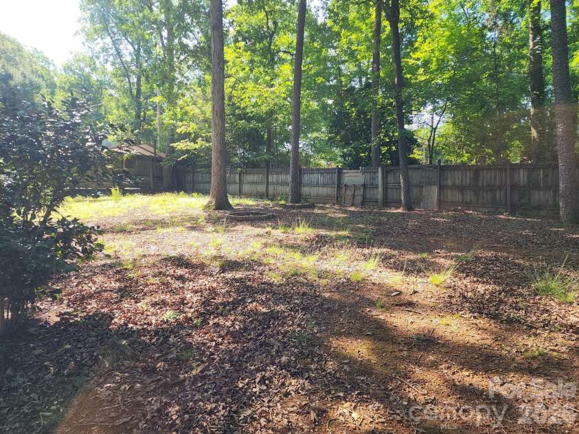 616 Oakwood Avenue, Albemarle, NC 28001.  MLS# CAR4387743, YatesRealty ID 29130. 