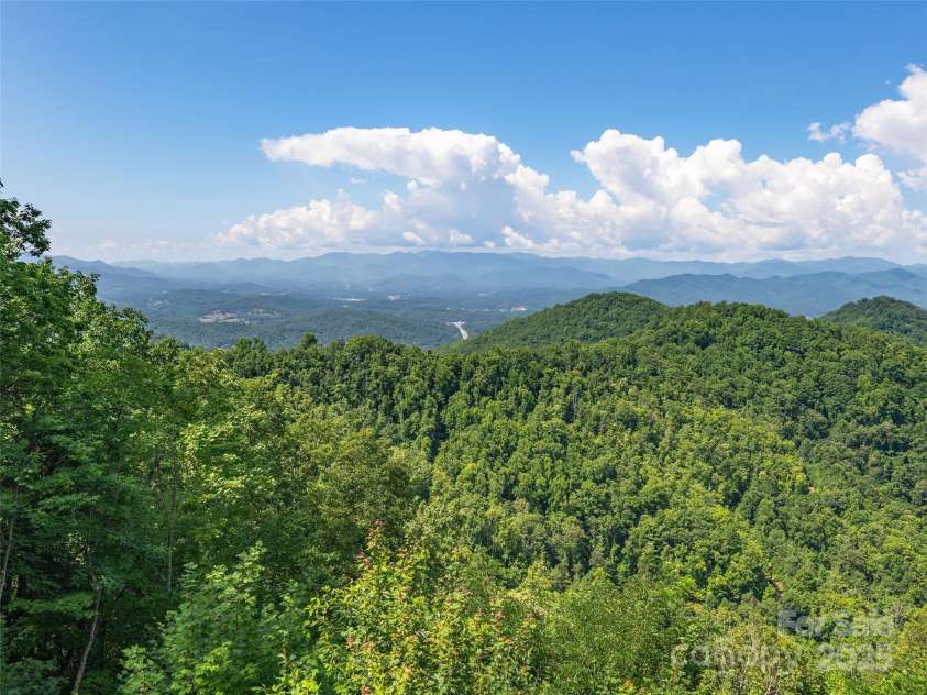 1070 Gold City Lane, Franklin, NC 28734.  MLS# CAR4282550, YatesRealty ID 29132. 