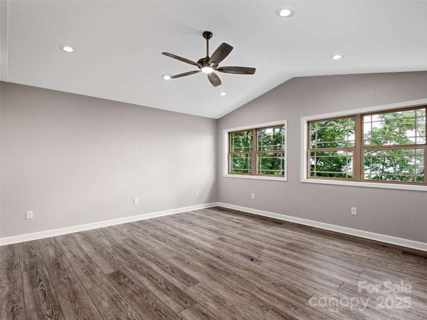 1070 Gold City Lane, Franklin, NC 28734.  MLS# CAR4282550, YatesRealty ID 29132. Versatile 279 sq ft finished flex room above the detached garage—ideal for a studio, home office, guest overflow, or creative retreat.