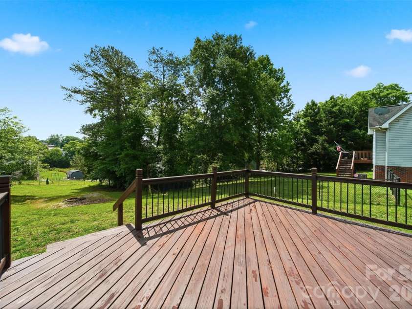 30 Lakeside Avenue, Granite Falls, NC 28630.  MLS# CAR4386956, YatesRealty ID 29132. 