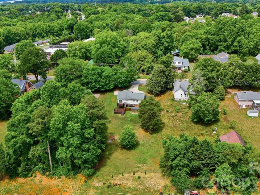 30 Lakeside Avenue, Granite Falls, NC 28630.  MLS# CAR4386956, YatesRealty ID 29132. 