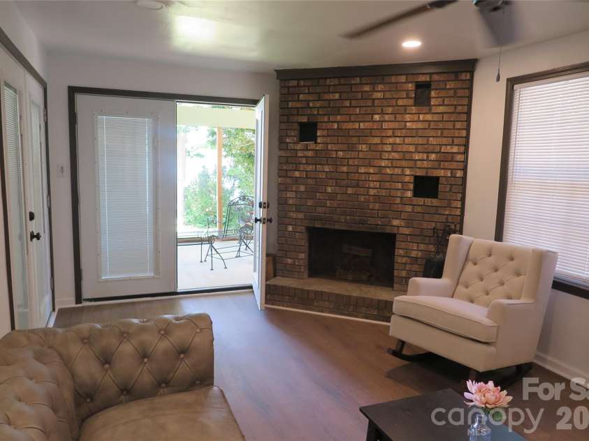 2844 Morris Lane, Denver, NC 28037.  MLS# CAR4388130, YatesRealty ID 29133. 