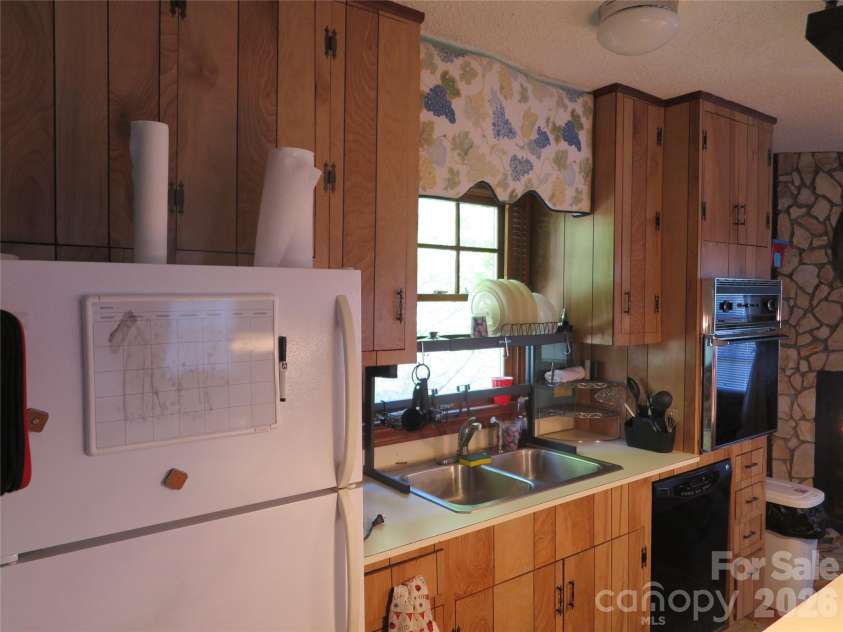 2844 Morris Lane, Denver, NC 28037.  MLS# CAR4388130, YatesRealty ID 29133. 