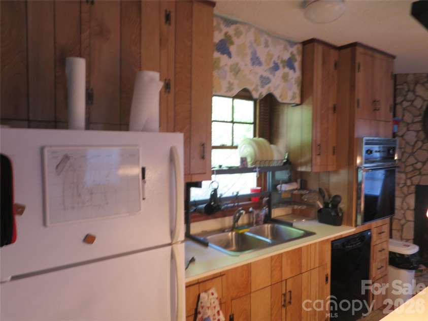 2844 Morris Lane, Denver, NC 28037.  MLS# CAR4388130, YatesRealty ID 29133. 