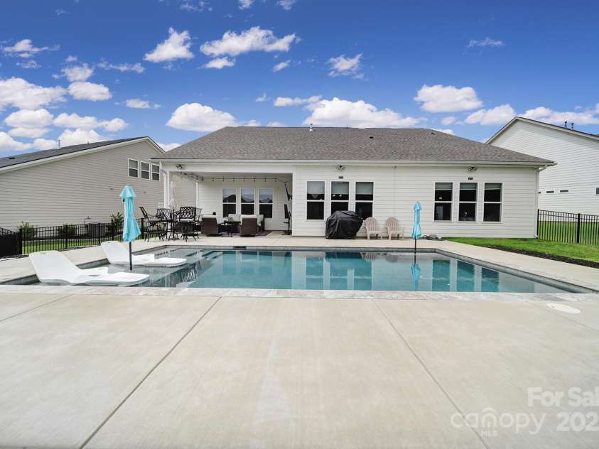 3255 Split Rail Lane, Lancaster, SC 29720.  MLS# CAR4263443, YatesRealty ID 29133. 