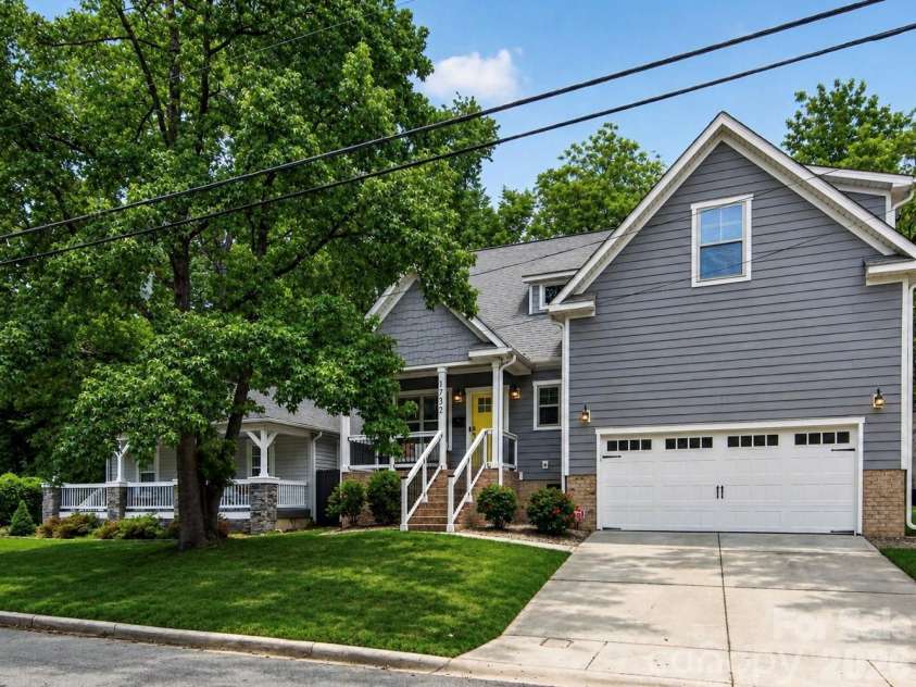 1732 Parson Street, Charlotte, NC 28205.  MLS# CAR4386274, YatesRealty ID 29134. 