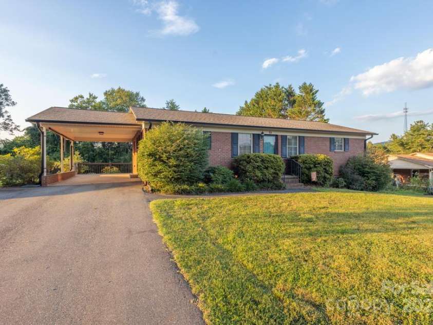 101 Hillsdale Lane, Taylorsville, NC 28681.  MLS# CAR4277637, YatesRealty ID 29135. Front of home #2