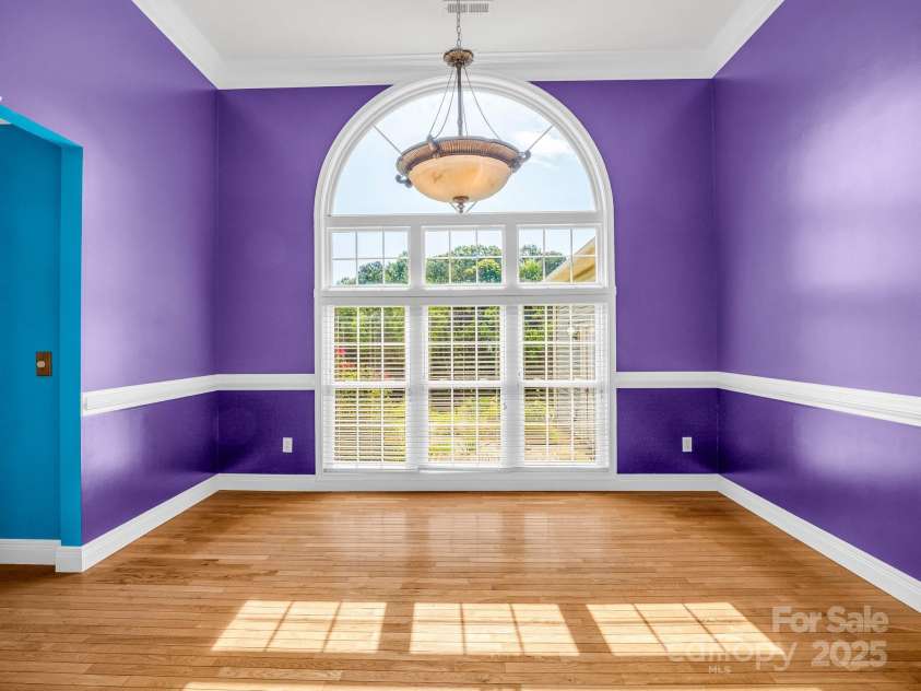 124 Shadow View Drive, Leicester, NC 28748.  MLS# CAR4273794, YatesRealty ID 29136. 